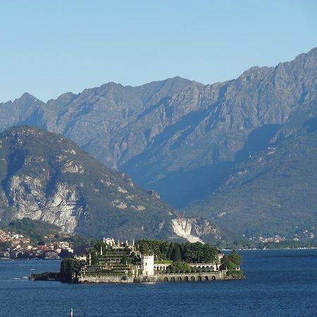 شقة Vista Lago ستريزا الغرفة الصورة